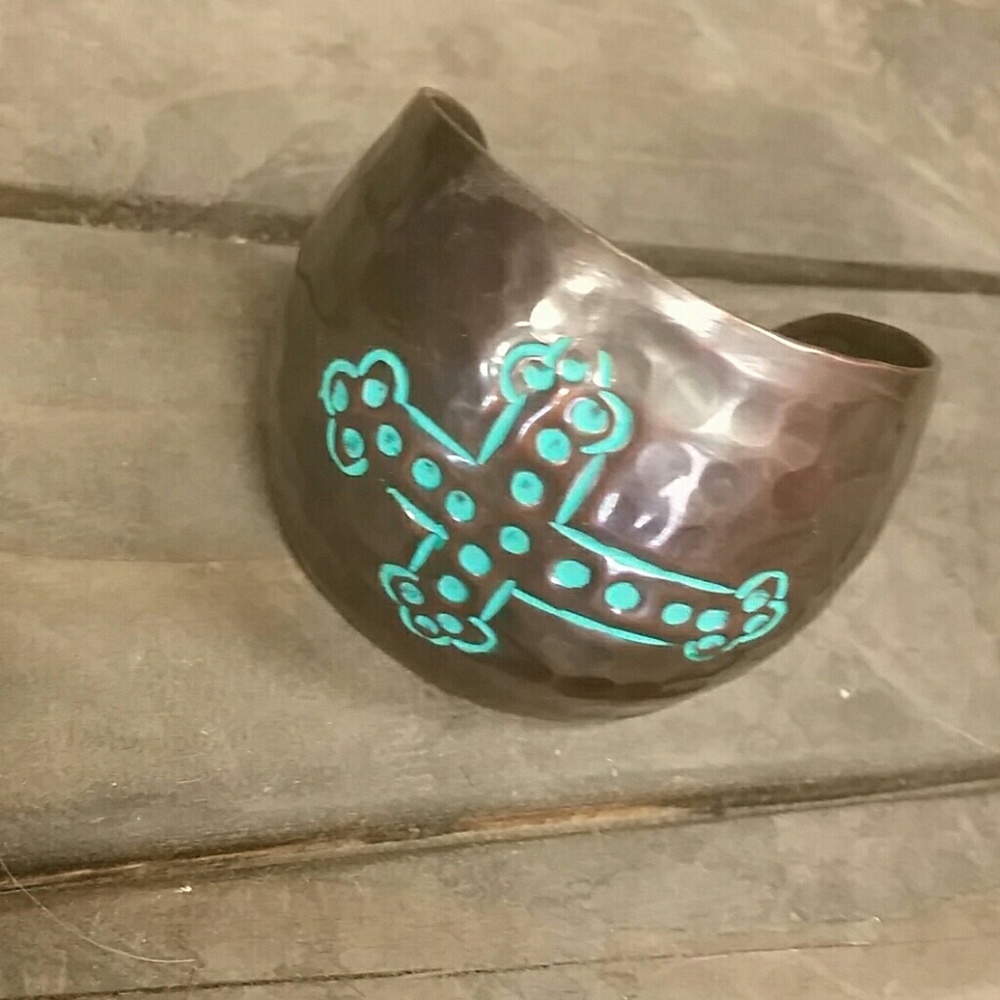 NEW,Hammered Copper Brown colored Cross Bracelet